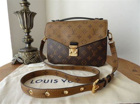 Buy Pre Owned Authentic Designer Used And Second Hand Bags Purses And