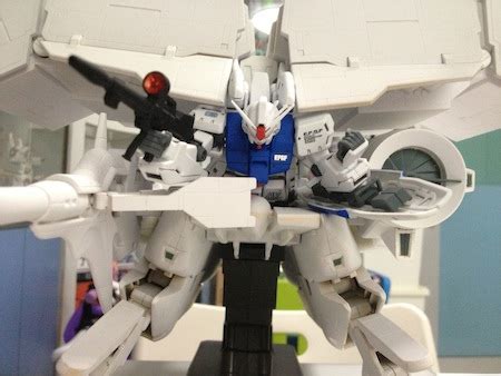 Dennis-Toys: HG RX-78GP03S Gundam Dendrobium Stamen