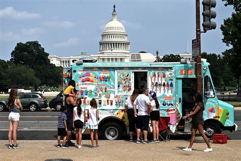 ‘not Too Worried As Delta Variant Spreads Some Tourists In Dc