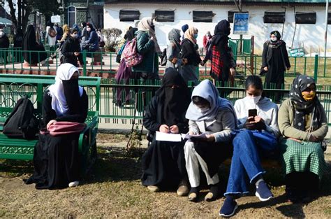 Jammu Kashmir Falls Below National Average In Girls Higher Education