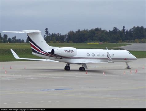 N516QS Gulfstream G V NetJets Aviation Frederik Neeb JetPhotos