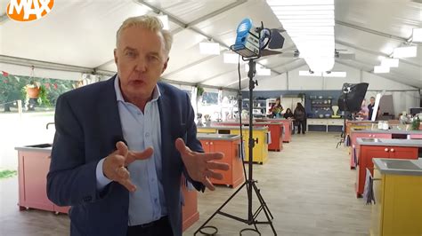 André van Duin brengt onthullend nieuws naar buiten