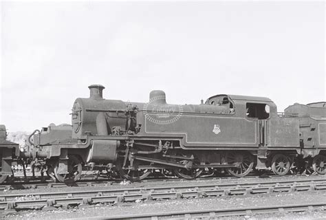 The Transport Library BR British Railways Steam Locomotive 40054