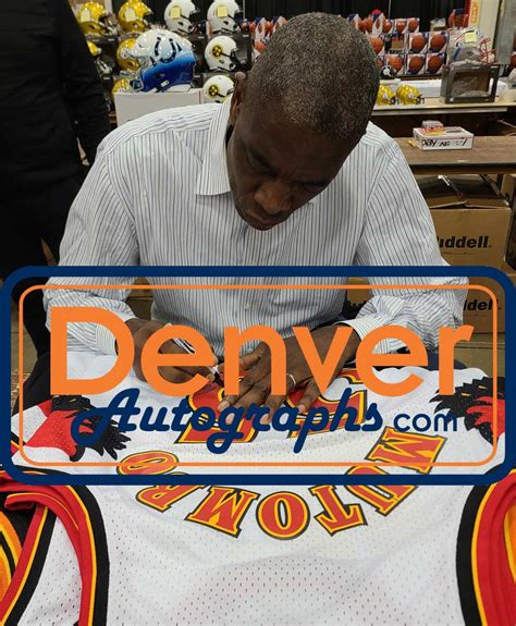 Dikembe Mutombo Signed Atlanta Hawks Mitchell & Ness XL Jersey Beckett ...