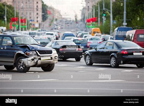 Accidente Automovilístico Fotografías E Imágenes De Alta Resolución Alamy