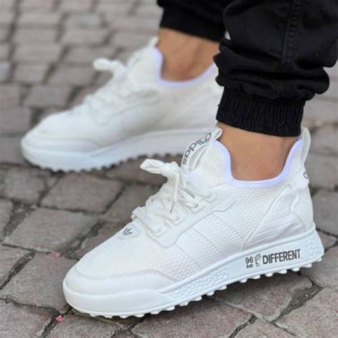Кросівки чоловічі Adidas Different White/Кросовки чоловічі Адідас ...
