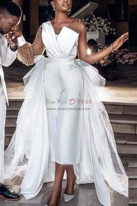 2023 Elegant Wedding Jumpsuit With Detachable Sheer Train Fashion