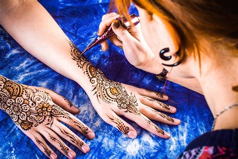 How To Apply Henna Mehndi Designs Step By Step Tutorial