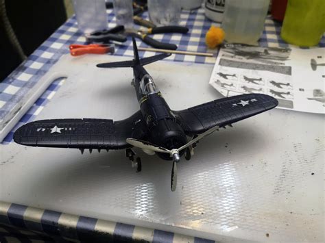 Diorama F4U Corsair Shot Down scale 1/43 how does ir look? : r/dioramas