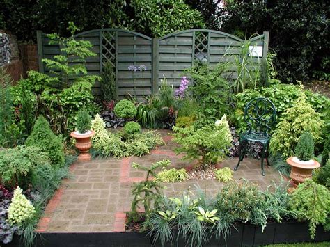 Small English Garden Courtyard Ideas To Try This Year Sharonsable