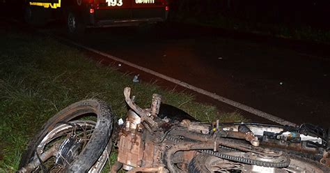 G1 Motociclista morre ao ser atingido por carro em vicinal de Tupã