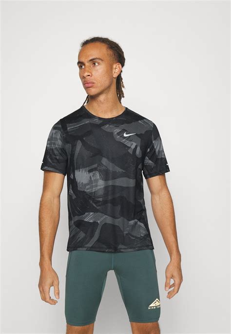 Nike Performance Miler Sports T Shirt Black Silver Black Zalando De