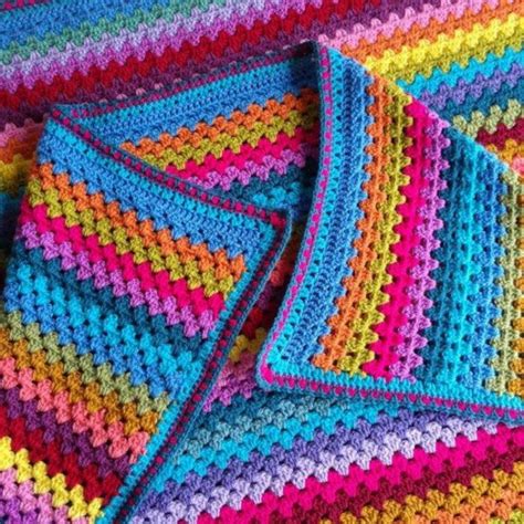 Solve Granny Stripe Crochet Pattern Jigsaw Puzzle Online With Pieces