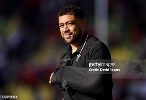 1,131 Taulupe Faletau Wales Stock Photos, High-Res Pictures, and Images ...