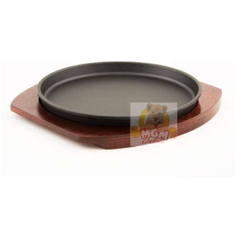 Promo Iron Cast Hot Plate Bulat 22cm Bahan Tebal Dgn Alas Kayu Hotplate 2602 Diskon 23 Di