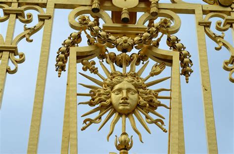 Versailles Symbole De La Monarchie Absolue