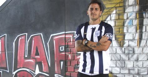 Alianza Lima Alejandro Hohberg Pide Un Milagro Para Ser Convocado A La