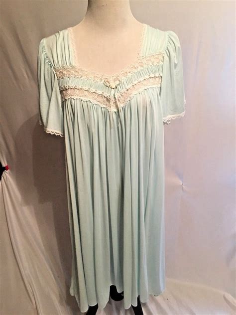 Vintage Miss Elaine Silk Essence Nightgown Buttery Soft M L Xl