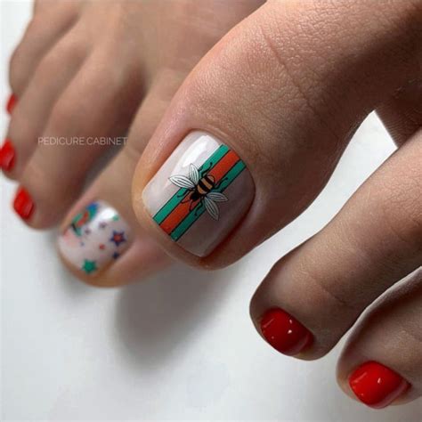 50 Trendy Pedicure Designs To Dress Up Your Toe Nails Mixed Blue And