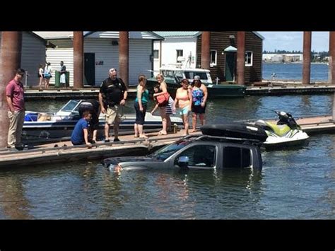 Boat Ramp Fails That Didn T Go The Way You Wanted Them To Ruining Your