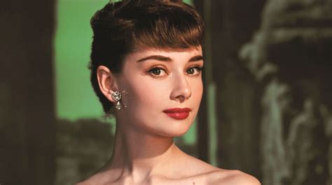 Cinco Secretos De Belleza De Audrey Hepburn Que Puedes Hacer En Casa