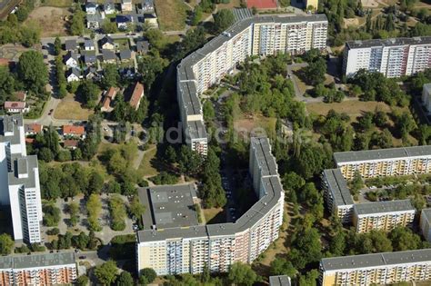 Berlin Aus Der Vogelperspektive Plattenbau Hochhaus Wohnsiedlung In