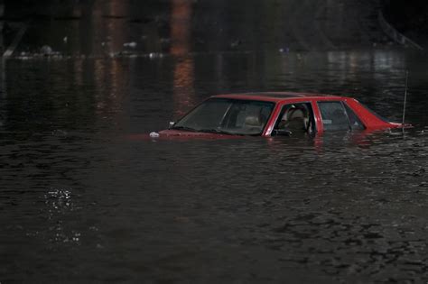 炸彈氣旋來襲！暴雨狂轟加州恐掀致命洪水 州長宣布進入緊急狀態 Ettoday國際新聞 Ettoday新聞雲