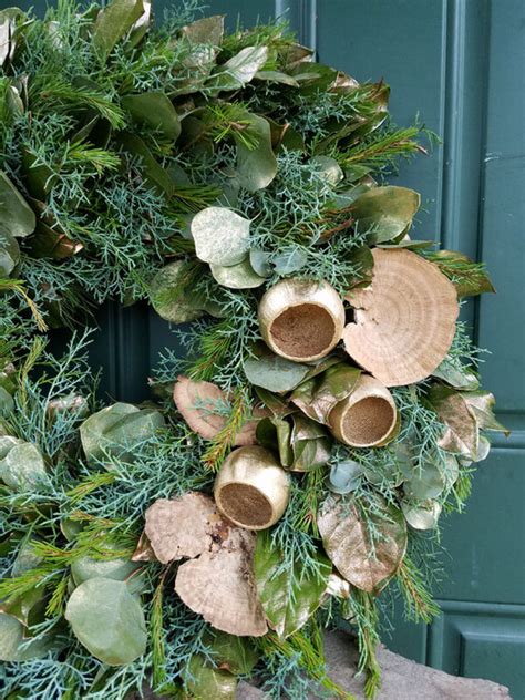 Tips On How To Decorate A Fresh Christmas Wreath Alpha Fern