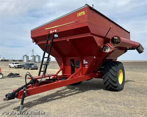 Crustbuster Grain Cart In Tribune Ks Item Oa For Sale