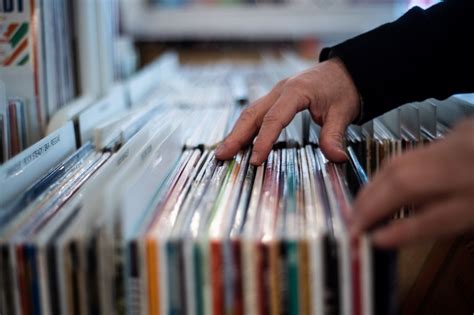 Las Ventas De Vinilos Superan Las De Cd Por Primera Vez Desde La Década