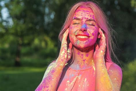 Holi Skincare 5 Tips For Glowing Skin Manas Aesthetics