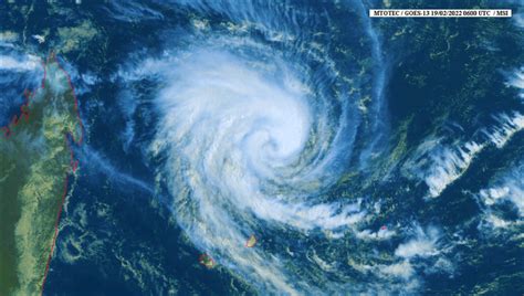 Cyclone tropicale Enmati : l'île Maurice en alerte III