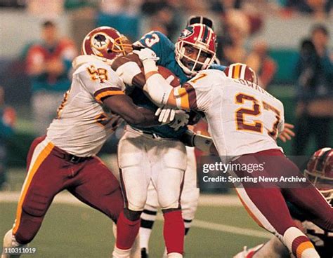 104 Washington Redskins Wilber Photos & High Res Pictures - Getty Images