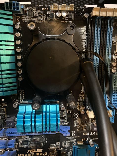 Cpu Cooler Screws Are Stuck And Ive Tried Everything Thinkable To Get