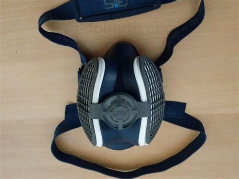 What Is a Welding Respirator? (N95, P100, and PAPRs)