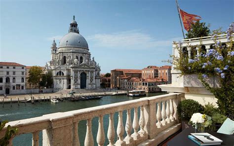 The 12 Best Hotels in Venice, Italy for 2024 - Visitteo