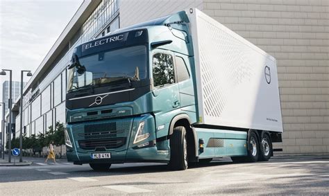 Update And Facelift For Volvo Fm Range Truck News Truckpages Uk