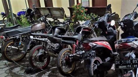 Polisi Sita Motor Dalam Razia Balap Liar Di Situbondo Suryamalang