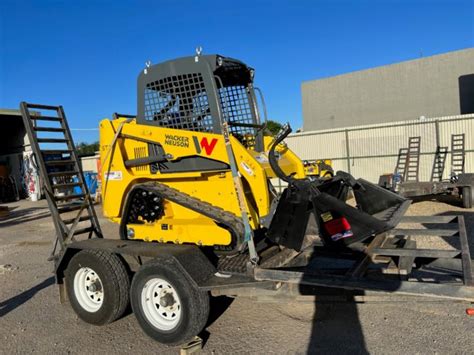 Wacker Neuson 2.6T Posi Tracked Loader with 4in1 Bucket - Redi2Hire