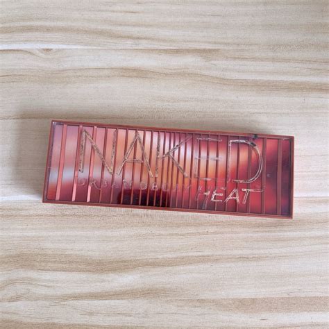 Naked heat eyeshadow palette ใชหมด ชอง ชองอนต ไมมแปรง ราคาเตม Shopee Thailand