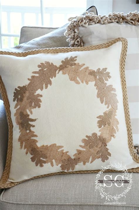 Easy No Sew Burlap Leaf Pillow Diy Stonegable