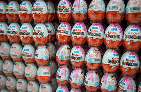 Kinder Ovo Bélgica fecha fábrica após surto de salmonella Gazeta