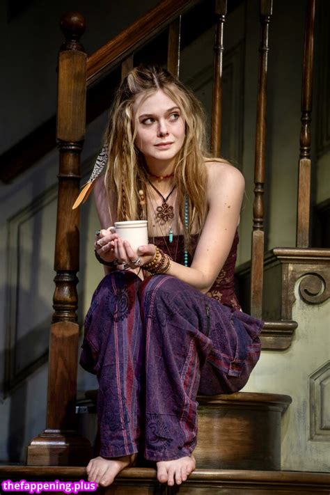 Elle Fanning Ellefanning Nude OnlyFans Photo The Fappening Plus