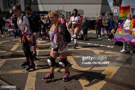 250 Roller Derby League Stock Photos High Res Pictures And Images