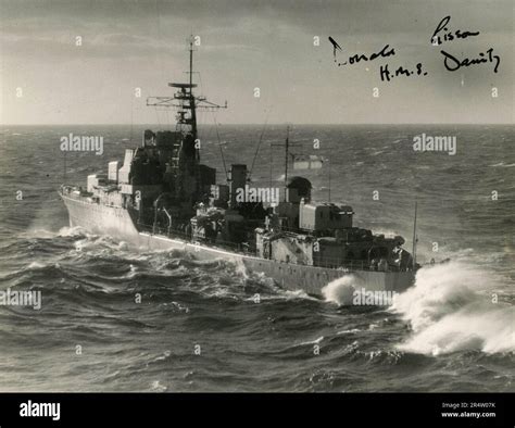 Daring Class Destroyer HMS Dainty, UK 1957 Stock Photo - Alamy