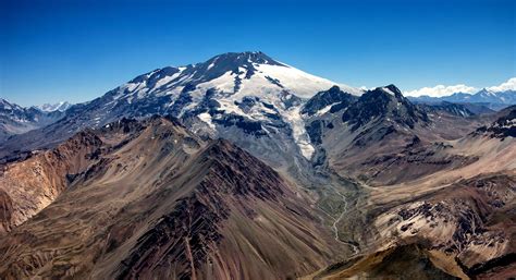 Volcan Llullaillaco | Hike Chile