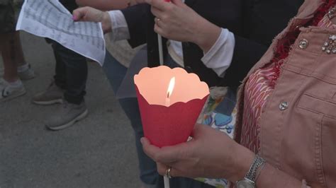 Una Fiaccolata Per Ricordare Marzia Capezzuti Ed Anna Borsa Liratv