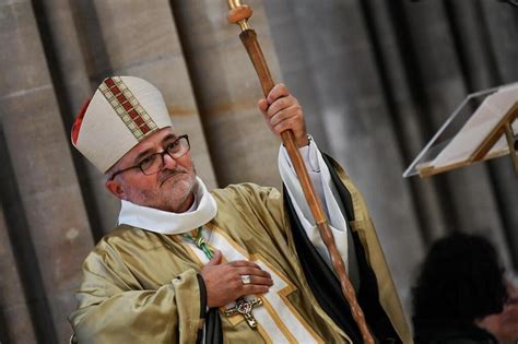 EN IMAGES Nouvel évêque à Coutances revivez lordination de Grégoire