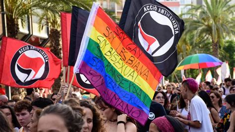 Más De La Mitad De Trabajadores Lgtbi No Desvelan Su Orientación Sexual En El Trabajo