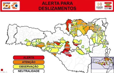 Alerta De Deslizamentos Em Sc Chuvas Avan Am Sobre Paran S O